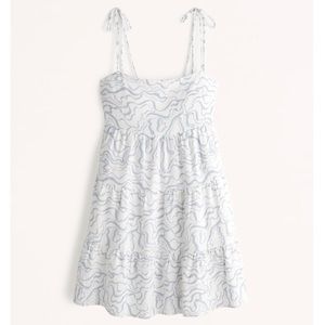 NWT Abercrombie Blue and White Linen Tiered Dress size Medium TALL